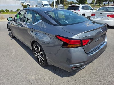 2022 Nissan Altima 2.0 SR