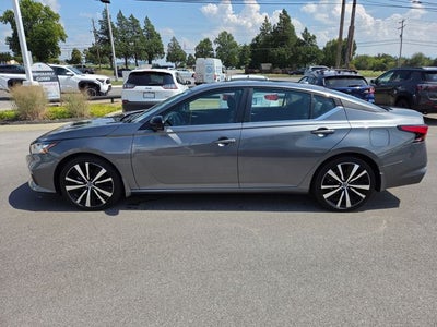 2022 Nissan Altima 2.0 SR