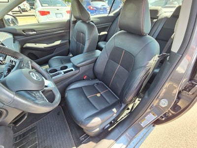 2022 Nissan Altima 2.0 SR