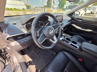 2022 Nissan Altima 2.0 SR