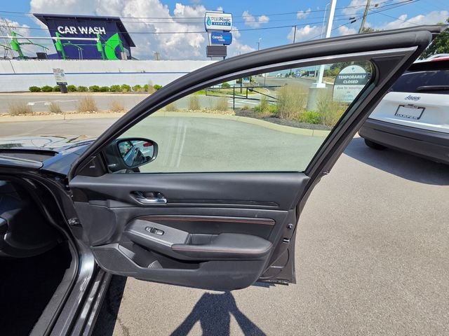2022 Nissan Altima 2.0 SR