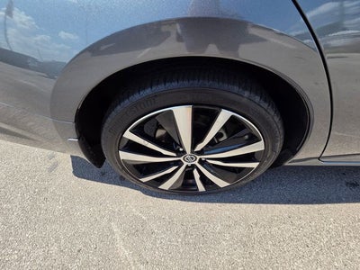 2022 Nissan Altima 2.0 SR
