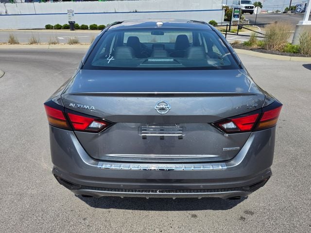 2022 Nissan Altima 2.0 SR
