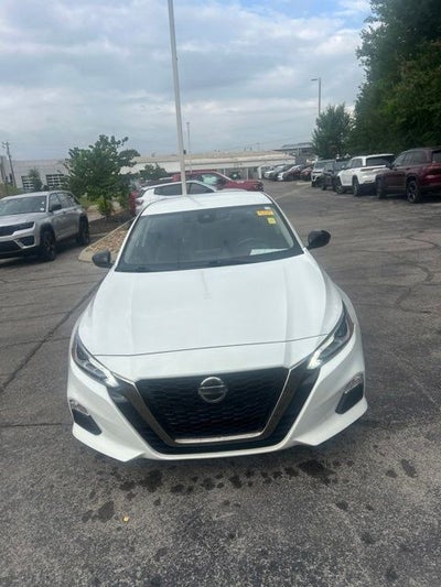 2022 Nissan Altima 2.5 SR
