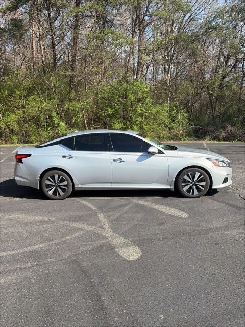 2021 Nissan Altima 2.5 SL