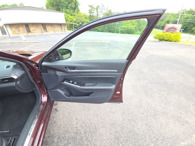 2025 Nissan Altima 2.5 SL