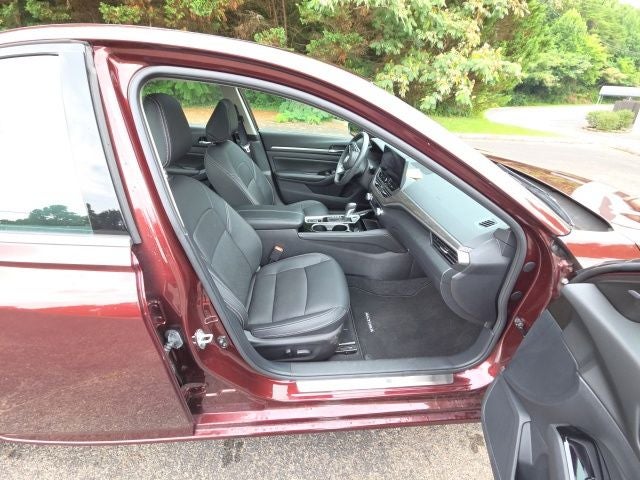 2025 Nissan Altima 2.5 SL