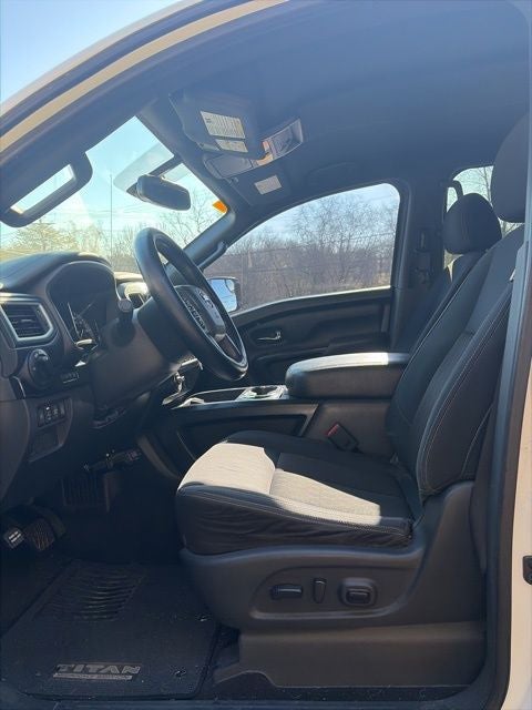 2018 Nissan Titan SV