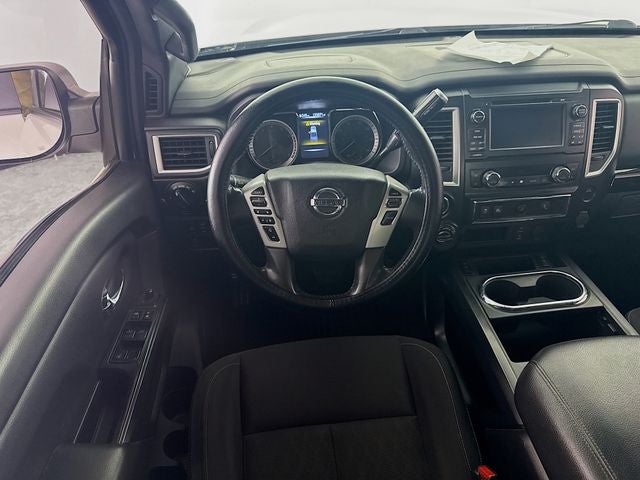 2018 Nissan Titan SV