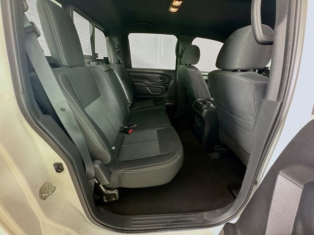 2018 Nissan Titan SV