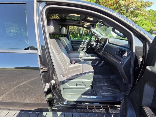2024 Nissan Titan PRO-4X