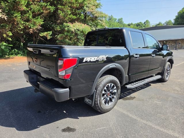 2024 Nissan Titan PRO-4X