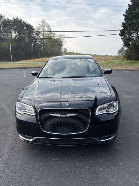 2021 Chrysler 300 Touring