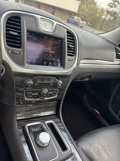 2021 Chrysler 300 Touring