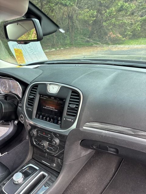 2021 Chrysler 300 Touring