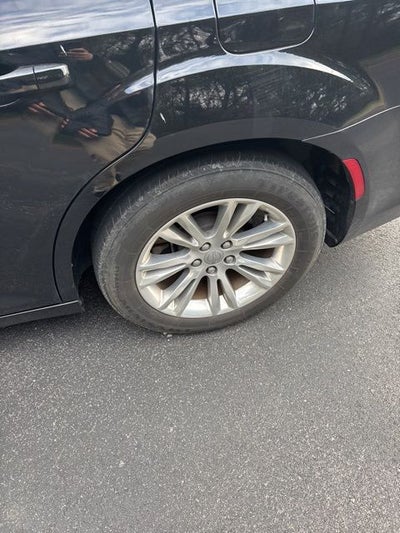 2021 Chrysler 300 Touring