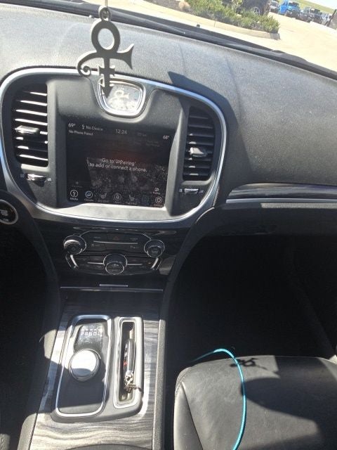 2021 Chrysler 300 Touring