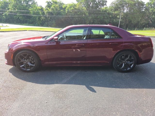 2023 Chrysler 300 Touring