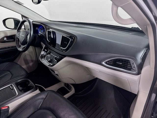 2019 Chrysler Pacifica Touring L Plus