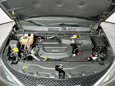 2019 Chrysler Pacifica Touring L Plus