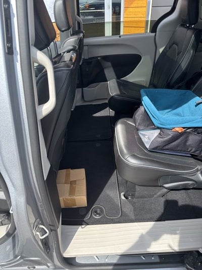 2020 Chrysler Pacifica Limited