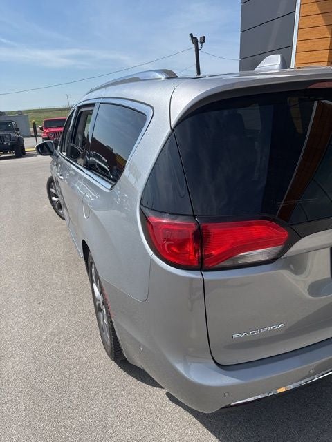 2020 Chrysler Pacifica Limited