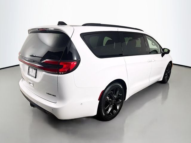 2024 Chrysler Pacifica Limited