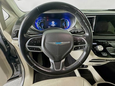 2021 Chrysler Pacifica Hybrid Touring L