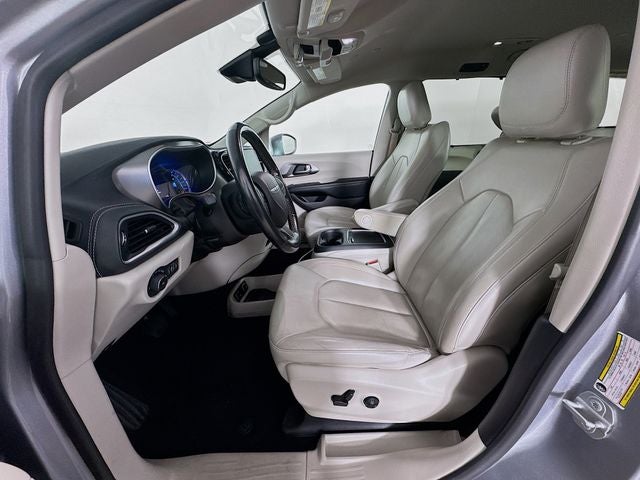 2021 Chrysler Pacifica Hybrid Touring L