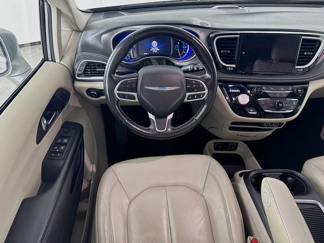 2021 Chrysler Pacifica Hybrid Touring L