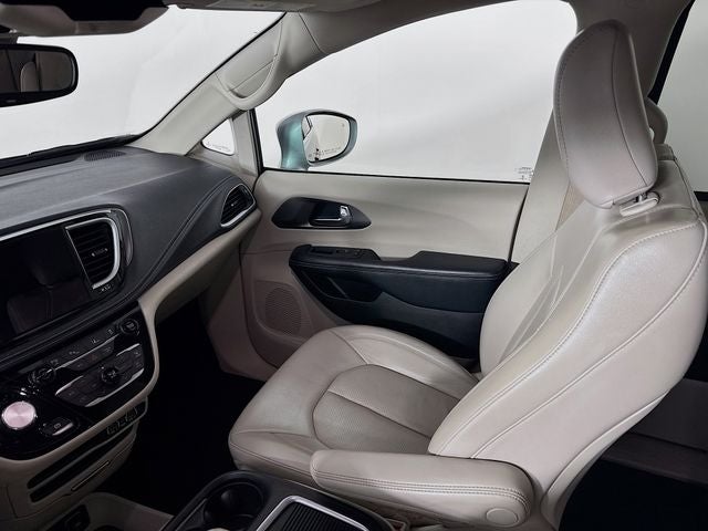 2021 Chrysler Pacifica Hybrid Touring L