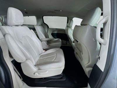 2021 Chrysler Pacifica Hybrid Touring L