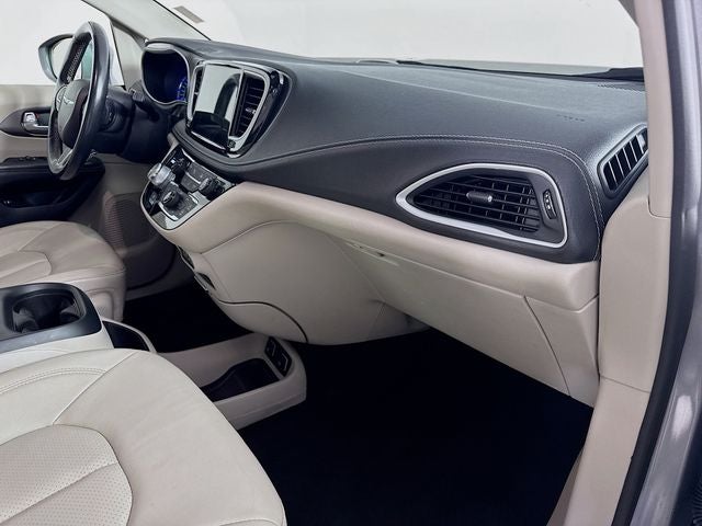 2021 Chrysler Pacifica Hybrid Touring L