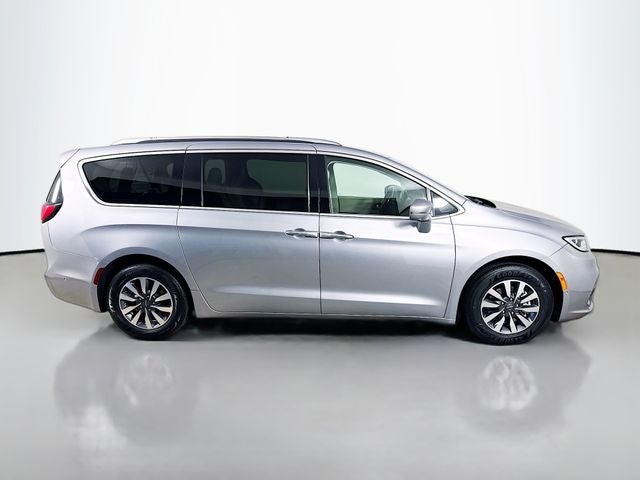 2021 Chrysler Pacifica Hybrid Touring L