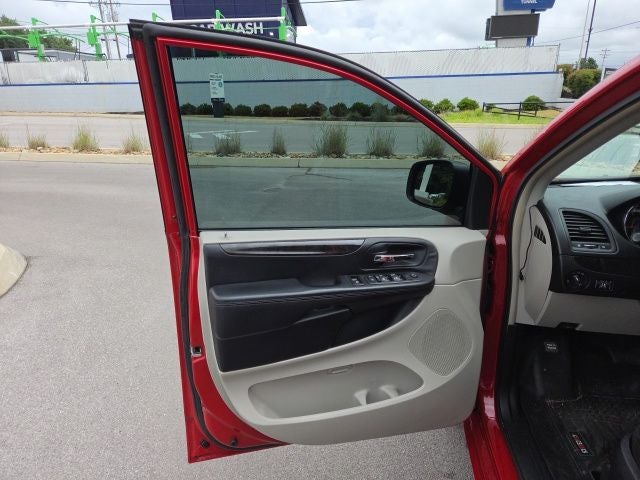 2012 Dodge Grand Caravan Crew