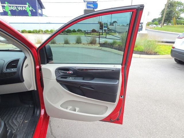 2012 Dodge Grand Caravan Crew