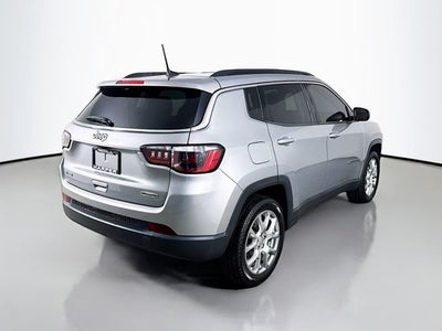 2022 Jeep Compass Latitude Lux