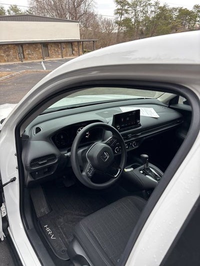 2025 Honda HR-V LX