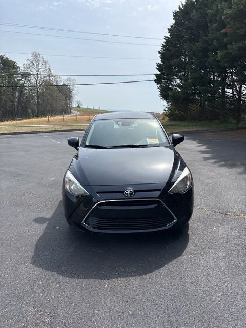 2017 Toyota Yaris iA Base