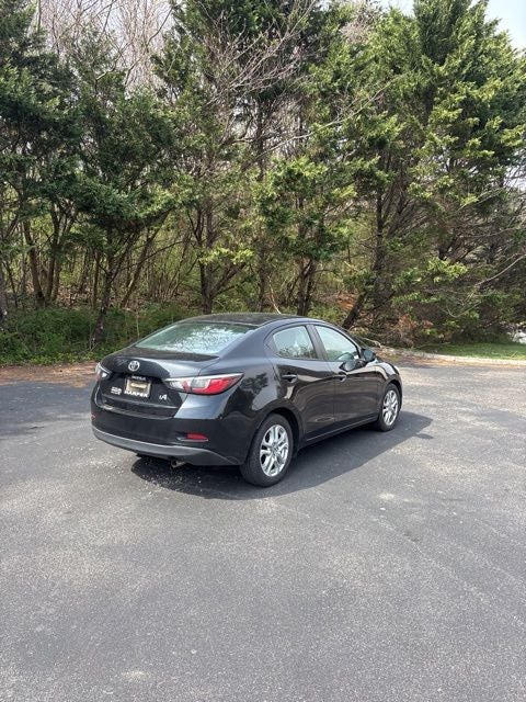 2017 Toyota Yaris iA Base