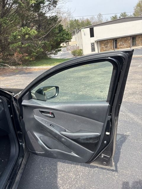 2017 Toyota Yaris iA Base