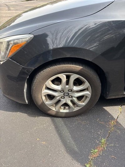 2017 Toyota Yaris iA Base