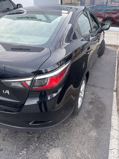 2017 Toyota Yaris iA Base