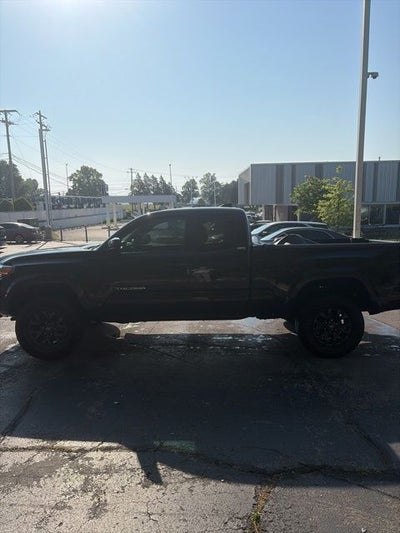 2022 Toyota Tacoma SR5 V6