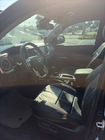 2022 Toyota Tacoma SR5 V6