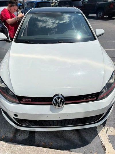 2017 Volkswagen Golf GTI Base