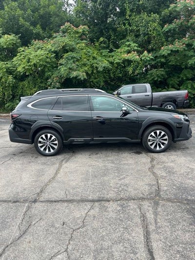 2024 Subaru Outback Touring
