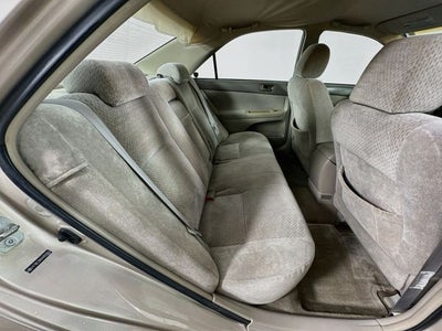 2004 Toyota Camry LE