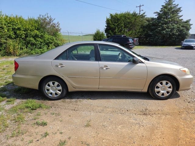 2004 Toyota Camry LE