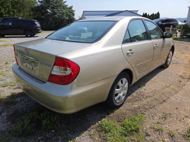 2004 Toyota Camry LE